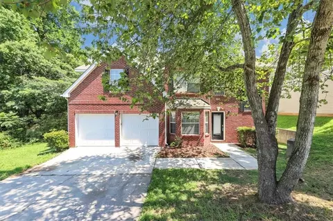 3538 Creekview Dr, Rex, GA 30273
