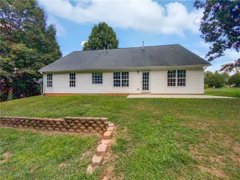 320 River Landing Dr, Monroe, GA 30656 photo 5