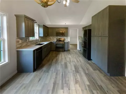 320 River Landing Dr, Monroe, GA 30656 photo 2