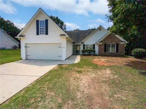 320 River Landing Dr, Monroe, GA 30656 photo 1