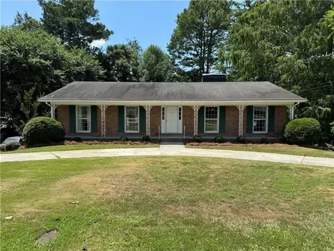62 Rosedale St, Toccoa, GA 30577