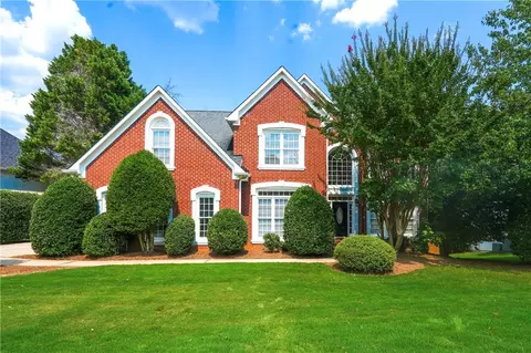 2100 Kinsmon Dr, Marietta, GA 30062