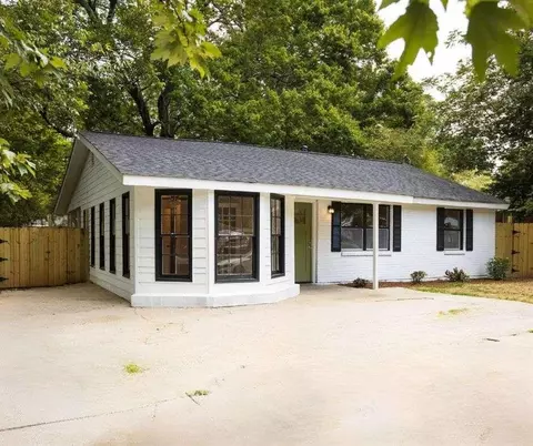 5334 Lee Cir, Forest Park, GA 30297