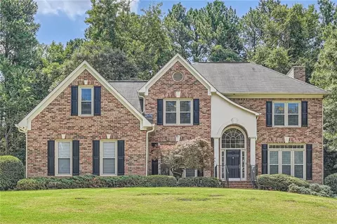 529 Misty Lake Ln, Lawrenceville, GA 30043