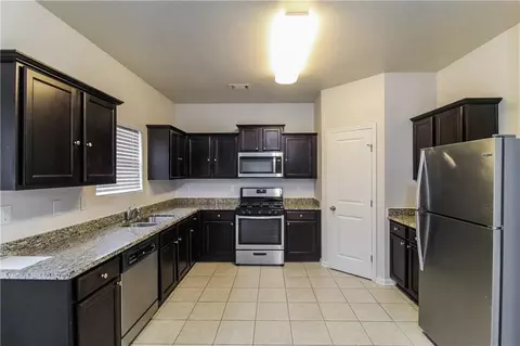 688 Independence Ave, Pendergrass, GA 30567 photo 3