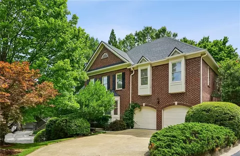 1004 Fairway Ests NE, Atlanta, GA 30319