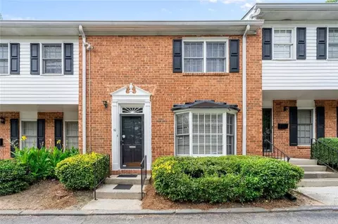 6520 Roswell Rd #10, Sandy Springs, GA 30328