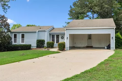 4427 Bluebird Ln, Lithia Springs, GA 30122