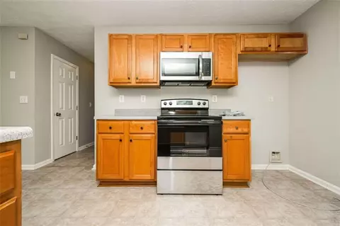 131 Rolling Meadows Ct, Hampton, GA 30228 photo 9