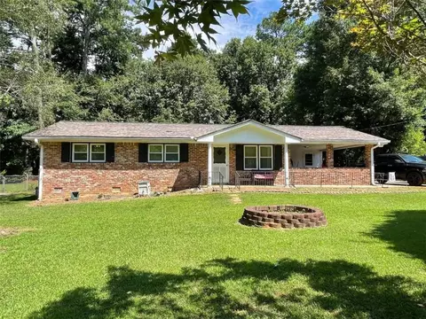 4471 Bryant Dr, Lilburn, GA 30047