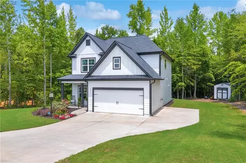 Exterior - 241 Quail Forest Cir, Toccoa, GA 30577 photo 5 of 17