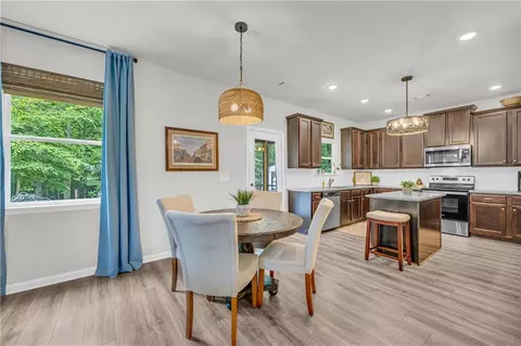 Dining - 241 Quail Forest Cir, Toccoa, GA 30577 photo 2 of 2