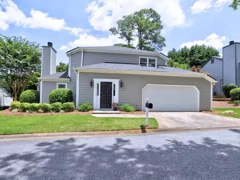 25 Ashleigh Ter, Marietta, GA 30062