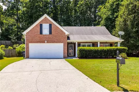 105 Wildcat Bluff Ct, Lawrenceville, GA 30043
