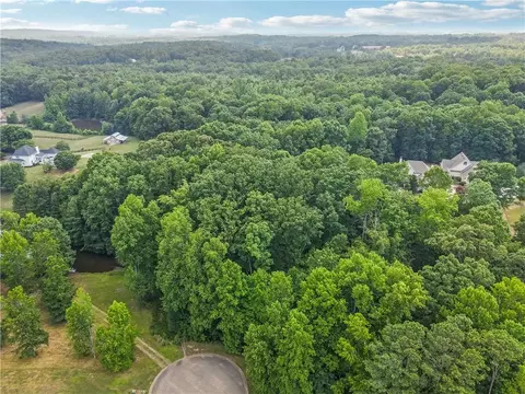 152 Sherwood Ln, Canton, GA 30115