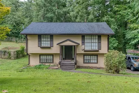 3333 Heatherwood Ln SW, Marietta, GA 30008