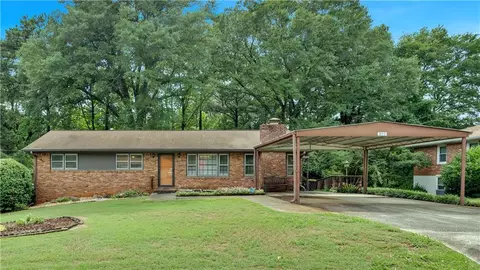 4368 Chelou Dr, Austell, GA 30106