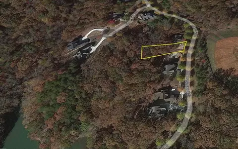 6013 Grand Marina Cir, Gainesville, GA 30506