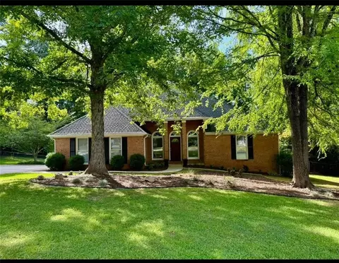 105 Arcadia, Bogart, GA 30622