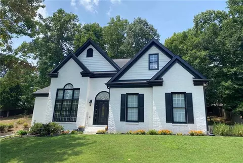 4048 Rosewood View Dr, Suwanee, GA 30024