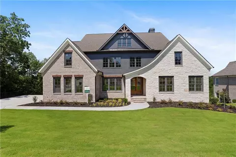 5693 Brendlynn Dr, Suwanee, GA 30024