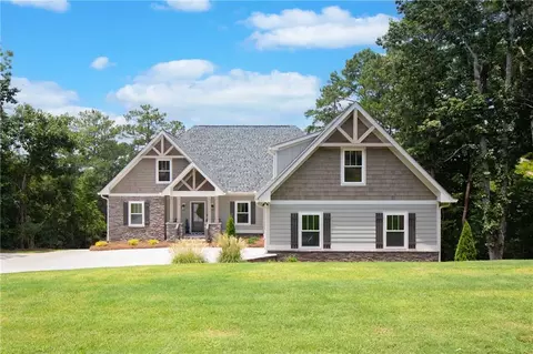 2807 Point Ovlk, Gainesville, GA 30501