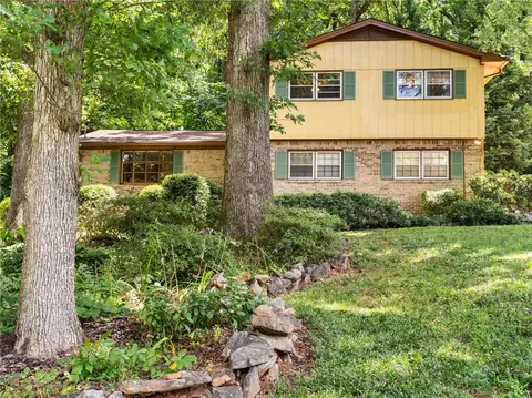 4478 John Dr, Norcross, GA 30093