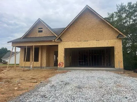 717 Kestrel Dr, Loganville, GA 30052