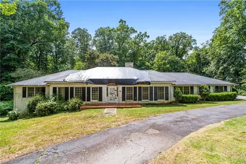 5820 Riverside Dr, Atlanta, GA 30327