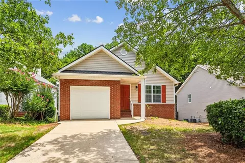 148 Stoneforest Dr, Woodstock, GA 30189