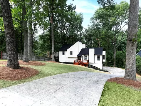 1525 Kincaid Rd, Marietta, GA 30066