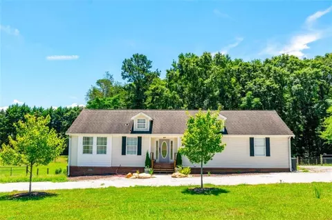 137 Carruth Rd, Jefferson, GA 30549