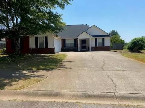 5010 Towne Park Dr, Mcdonough, GA 30252