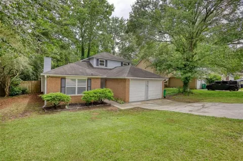 1900 Corners Cir, Lithonia, GA 30058
