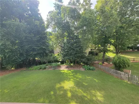 2450 Devon Leigh Walk, Duluth, GA 30096 photo 11