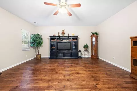 2396 Foxy Dr, Bethlehem, GA 30620 photo 8