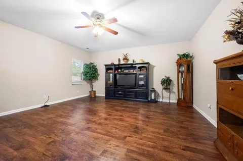 2396 Foxy Dr, Bethlehem, GA 30620 photo 9