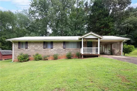 259 Ridgewood Dr, Cleveland, GA 30528
