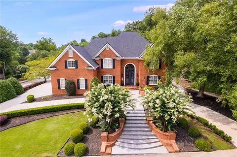 6041 Bama Ct, Peachtree Corners, GA 30092