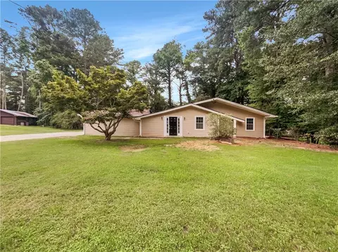 4080 Russian River Dr, Atlanta, GA 30349