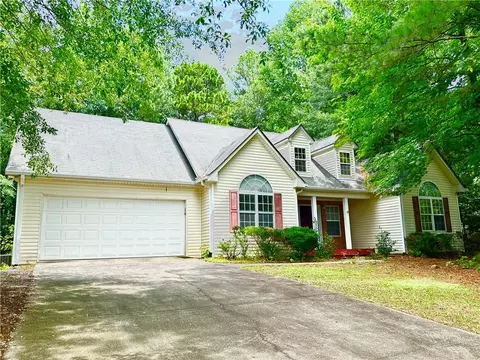 597 Saddle Ridge Dr, Bethlehem, GA 30620