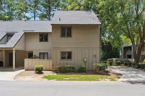 2526 Cedar Canyon Rd, Marietta, GA 30067