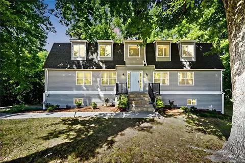 965 Whitfield Ct, Lawrenceville, GA 30043