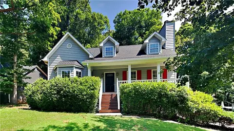 1013 Trestle Dr, Austell, GA 30106