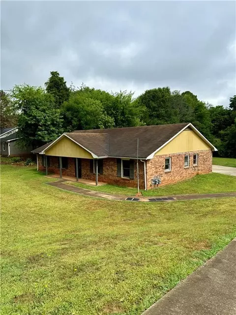 1774 Kirkland Rd, Covington, GA 30016