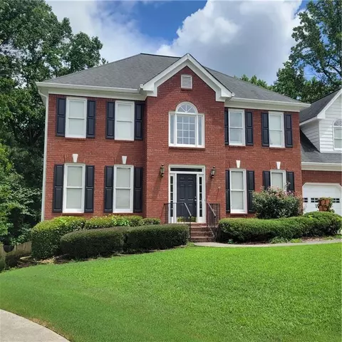 1821 Lone Oak Ct, Lawrenceville, GA 30043