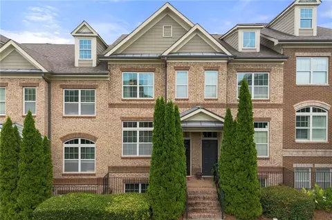 7470 Glisten Ave, Atlanta, GA 30328