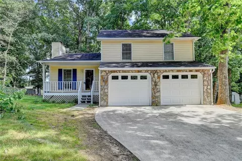 90 Chantilly Ln, Lawrenceville, GA 30043