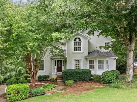 1682 Windsor Chase Ct, Lawrenceville, GA 30043