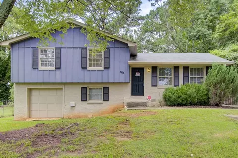 8428 Magnolia Dr, Jonesboro, GA 30238